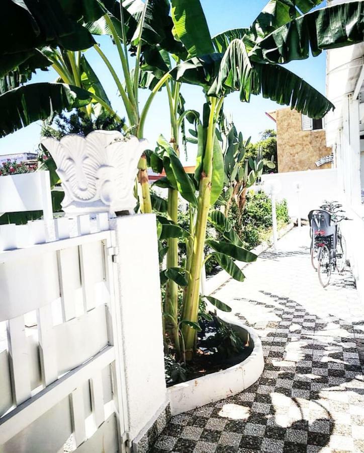 Casa Lu Salentu Hotel Torre Lapillo Buitenkant foto